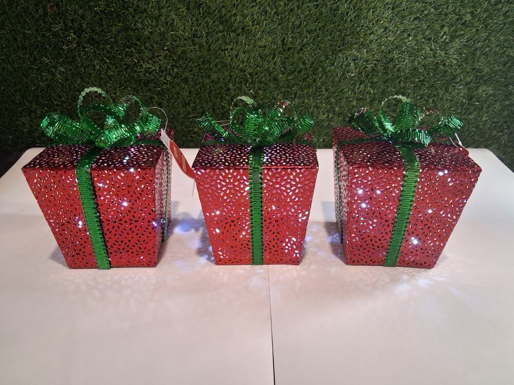 Set of 3 Lighted Metal Christmas Gift Box Decor Red Green Holiday Tabletop
